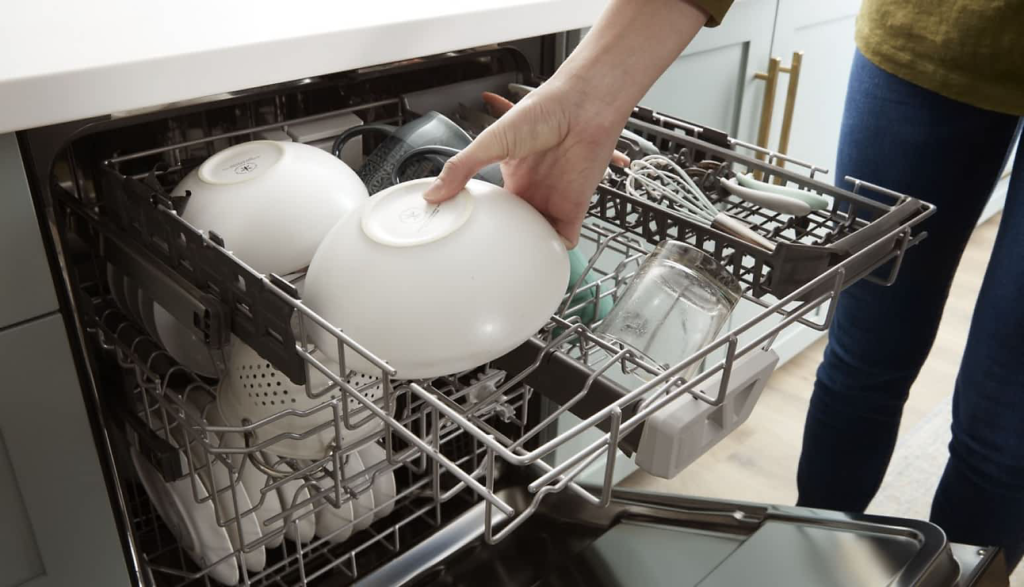 Do Whirlpool Dishwashers Heat Their Own Water?